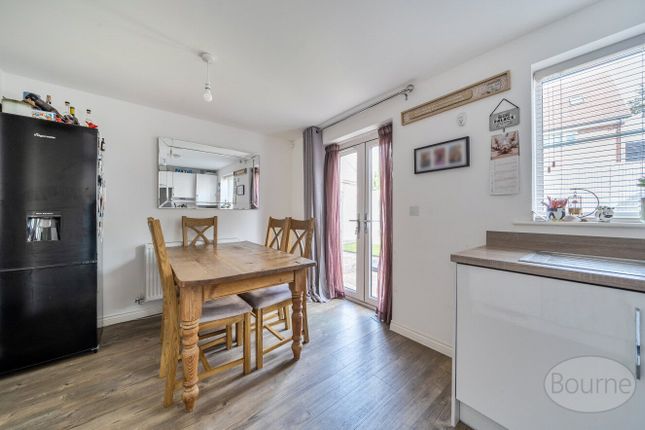14, Lowsley Farm Drive, Liphook photo 3