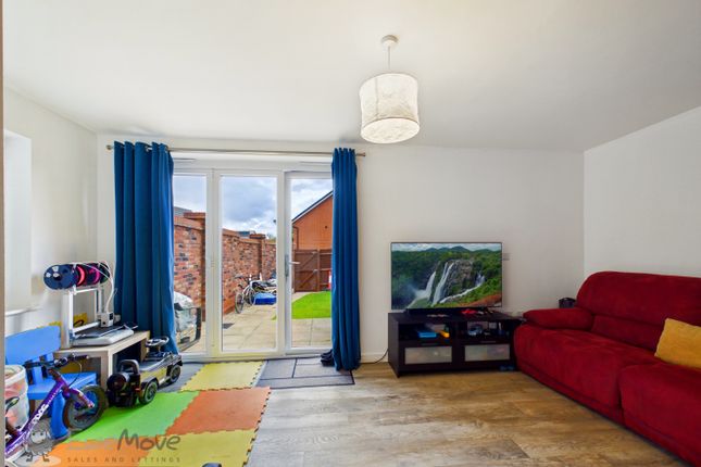 2, Quartz Close Newhall, Swadlincote photo 4