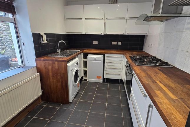22, Llwynmadoc Street, Pontypridd photo 5