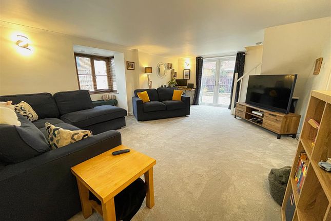 Pyewipe Cottage, 1 Breighton Road, Selby photo 2
