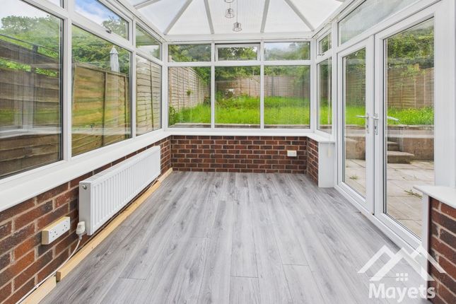 65 Laxey Road, Blackburn photo 4
