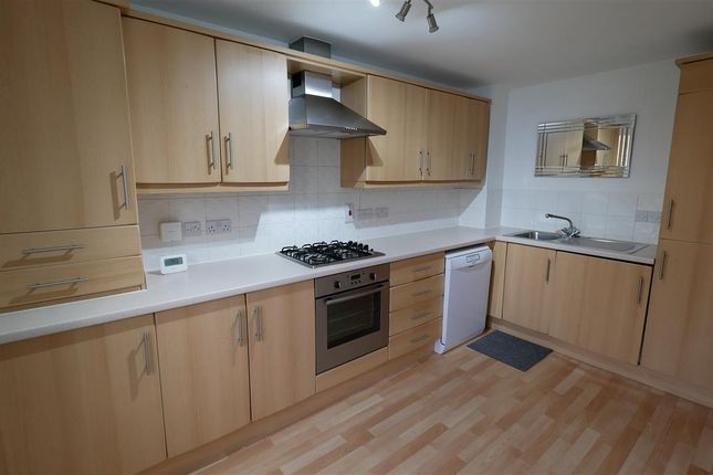 43, Leas Close, St ives photo 5