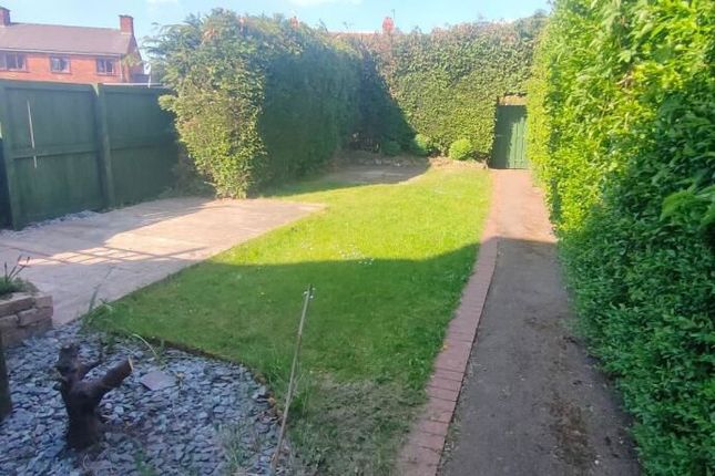 1 Inglewood Villas,, Fagl Lane, Wrexham photo 3