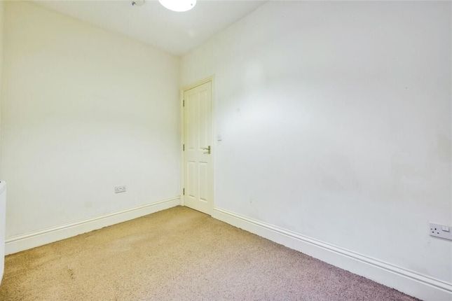 Flat 1 247 Lipson Road, Plymouth photo 4