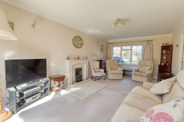 1, Monkton Way, Princes Risborough photo 3