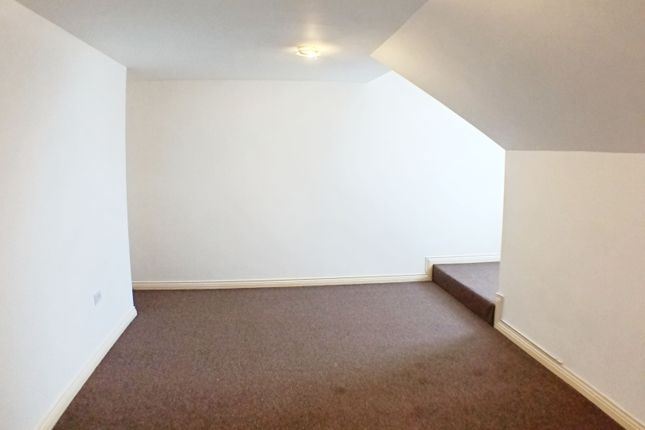 140 Dock Road (Flat 4), Tilbury photo 5