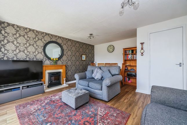 10, Lawn Close, Heanor photo 3
