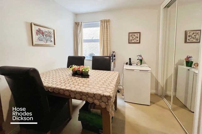 Apartment 16, Beatrice Court, 16, Hope Road, Isle of Wight photo 5