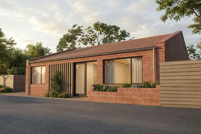 2-bed house on New Bungalow, Beaumont Close, Warwick, £735,000