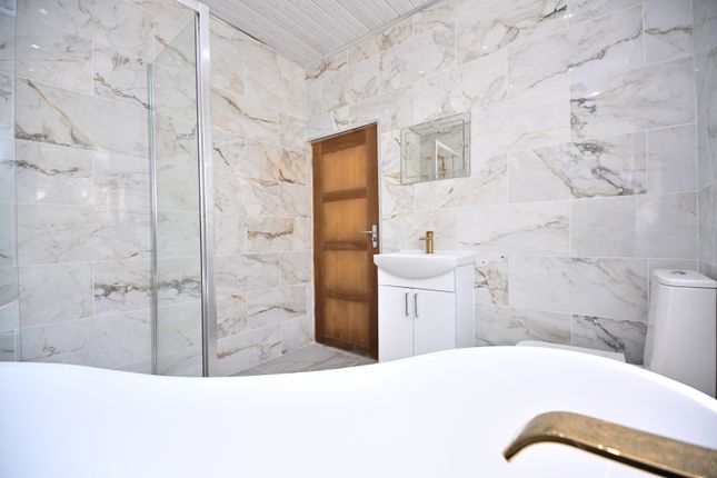 Downstairs Bathroom