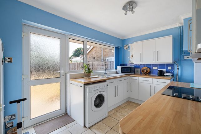 7, Cambridge Walk, West Meads, Aldwick, Bognor Regis, West Sussex photo 4