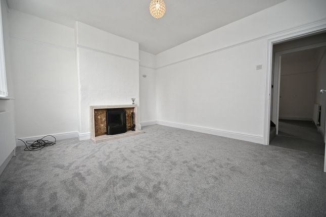79, Station Road, Wakefield photo 3