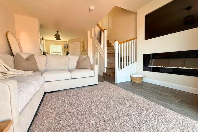 48 Loveridge Drive, Exeter photo 4