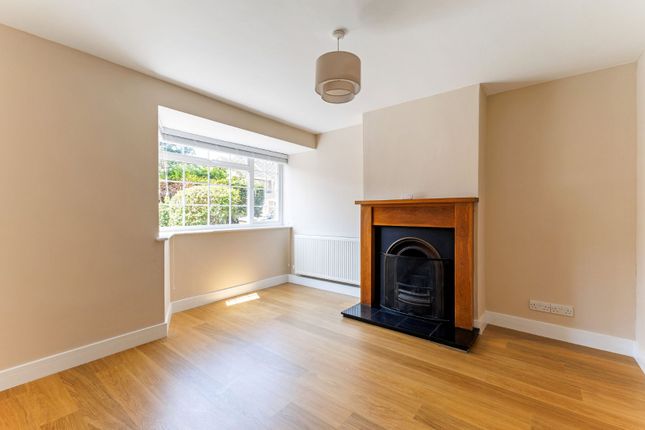 14, Beechwood Close, Berkshire photo 3