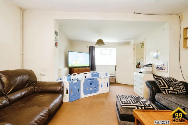 End terrace house for sale in Grosmont Grove, Hereford, United Kingdom