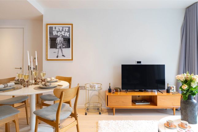 205 Aird House, 117, Inverness Terrace, London photo 4