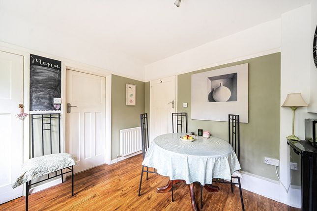 46, London Road, Pulborough photo 4