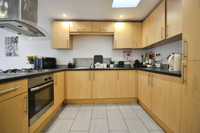 61, Cardigan Road, Reading photo 3