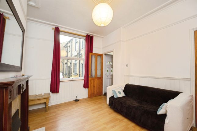 3, Peel Square, Leeds photo 4
