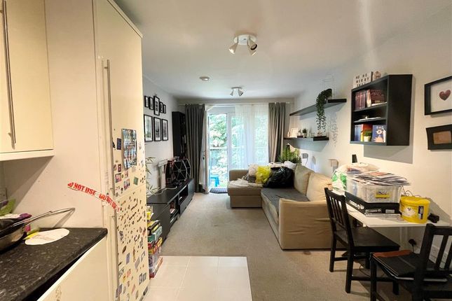 Flat for sale in Partridge Knoll, Purley, Surrey