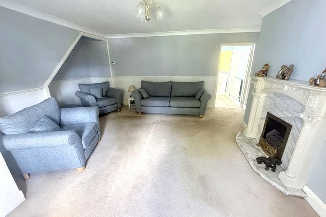 19, Grieves Row, Cramlington photo 2