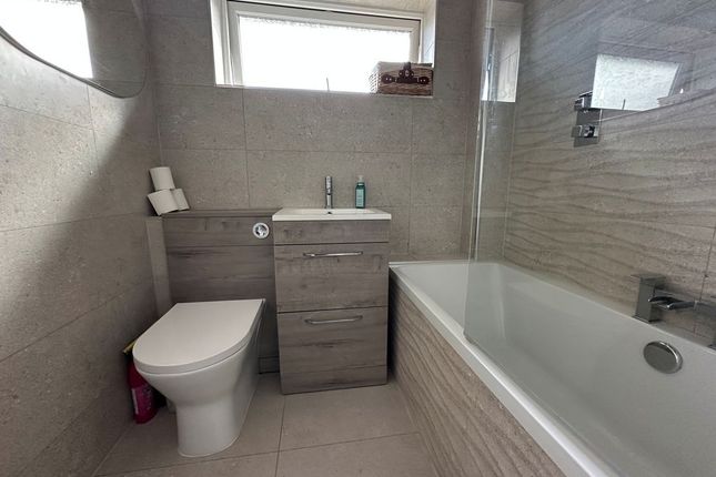 125, Barnston, Ashington photo 4
