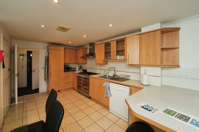 27, Beatrix Place, Bristol photo 3