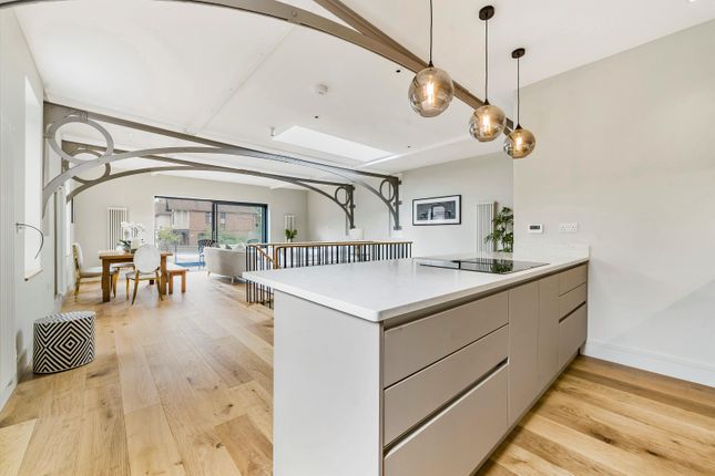 Thumbnail Town house for sale in 35 Queen Street, Henley-On-Thames, Oxfordshire