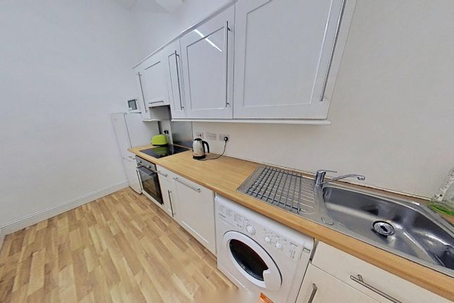 Flat 1F2, 174, Montgomery Street, Edinburgh photo 2