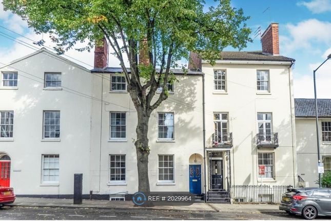 Terraced house to rent in Portland Street, Leamington Spa