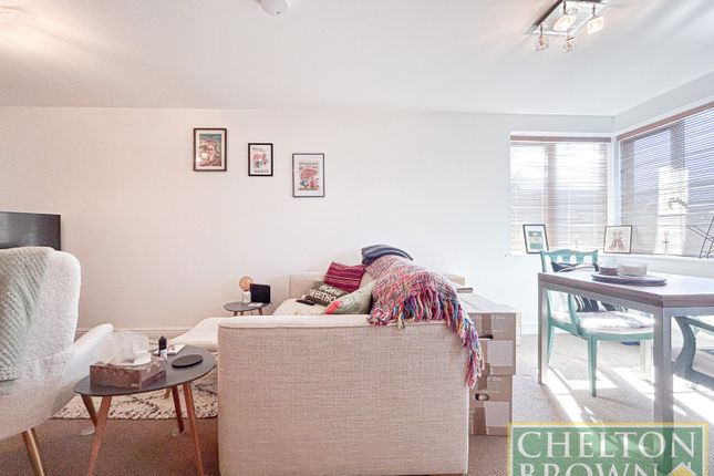 Flat 6, 50, St Crispins Crescent, Northampton photo 4