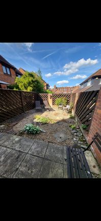 13, Thornhill Close, Amersham photo 5