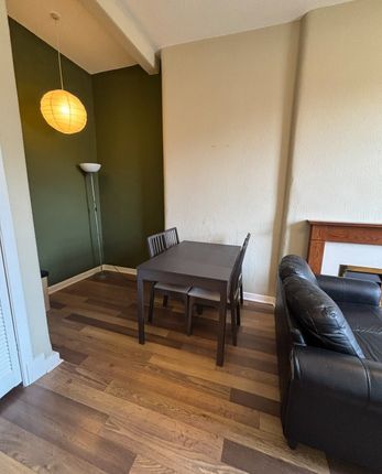 Flat 2F4, 16, Dean Park Street, Edinburgh photo 2