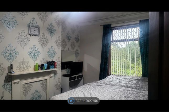 Cecil Avenue, Bradford photo 5