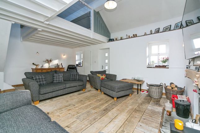 19-20,, Pentrefelin, Isle of Anglesey photo 3