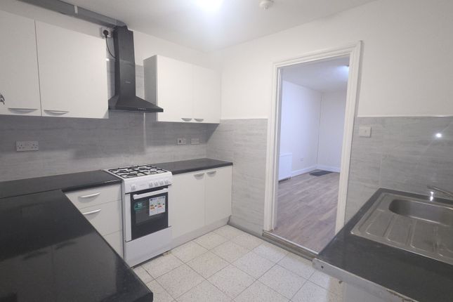 71a Plashet Road, London photo 2