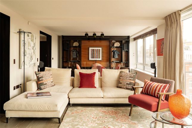24, Broadwalk House, London photo 3