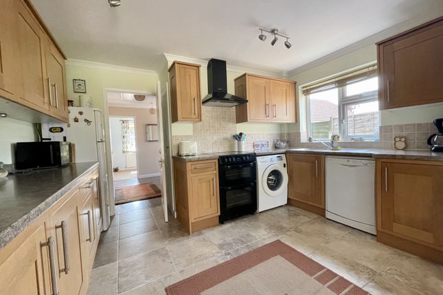 Bungalow for sale in Westfield Close, Polegate, East Sussex