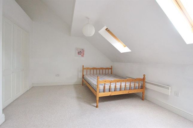 97, Forge Lane, Oughtibridge photo 4