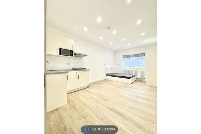 Flat, Harrow View, Harrow photo 2