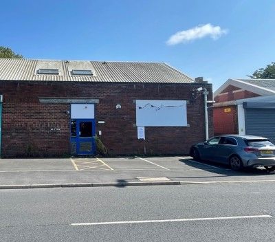 Light industrial to let in 70, Mowbray Drive, Blackpool, Lancashire