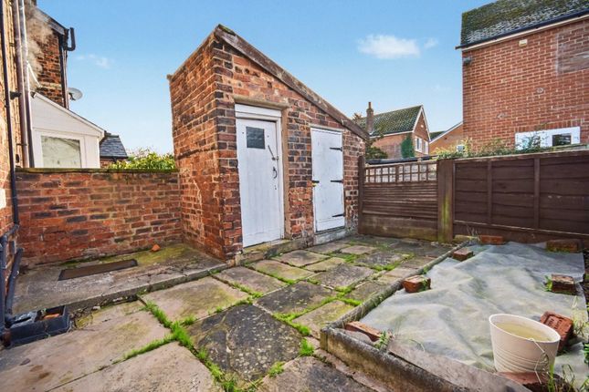 12, Agbrigg Road, West Yorkshire photo 5
