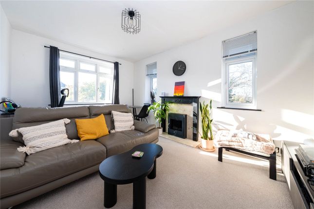 7 Robins Court,, Wordsworth Road, Maidstone photo 4