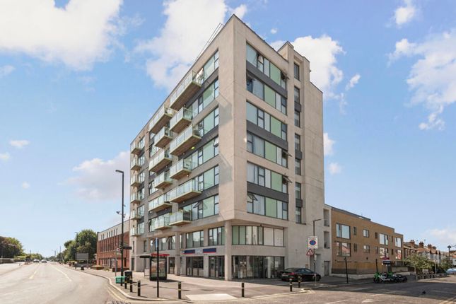 1-bed flat on Flat 12, Spur House, 1 Milner Road, £230,000