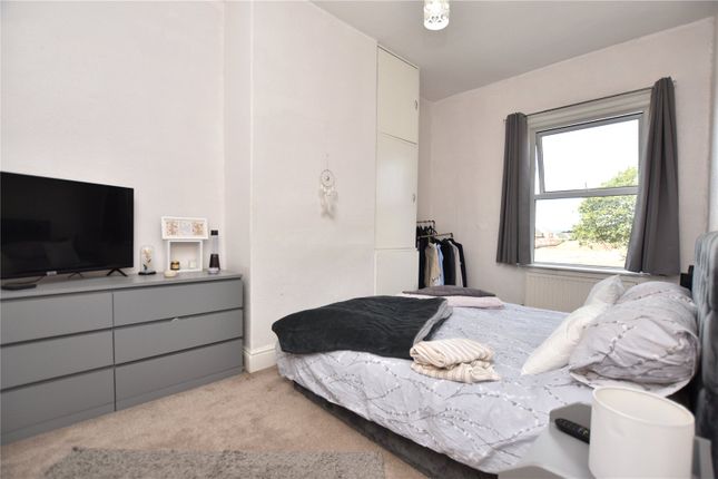 30, Scotchman Lane, Leeds photo 4