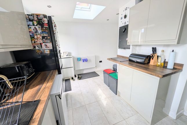 2, Glanwern Avenue, Glanwern Avenue photo 4