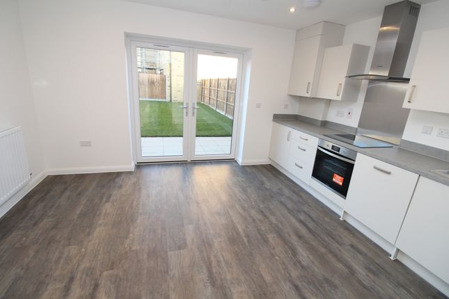 53, Longhoughton Avenue, Swanscombe photo 4