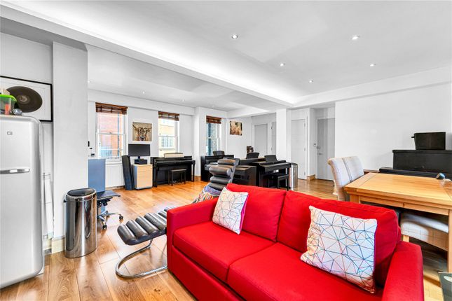 3 Heron Court, 3-5, High Street, Hampton photo 2