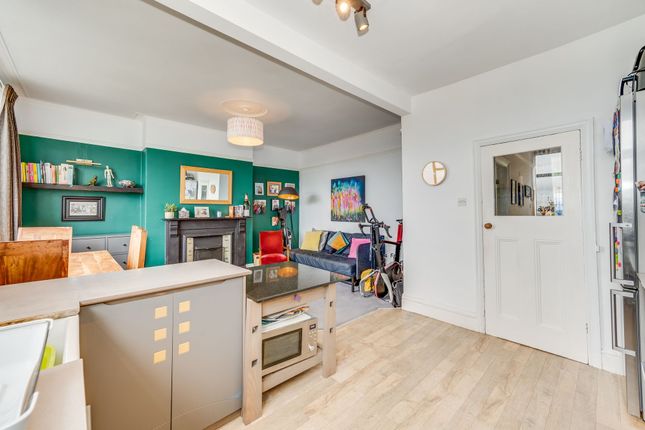 84 Glenalmond Road, Sheffield photo 4
