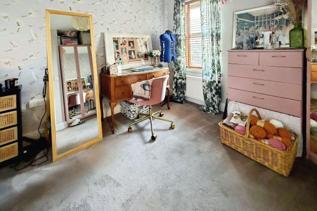 Flat 9, Sapindale, 407, Main Road, HARWICH photo 5